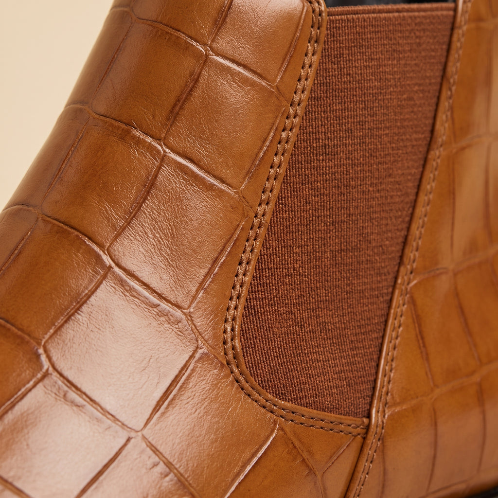 Aosta Chelsea Boot