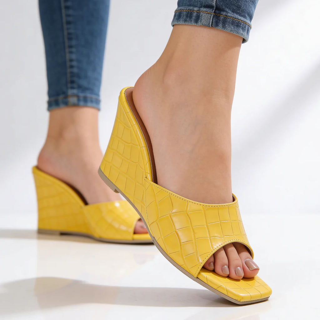 Mara Croc Wedge