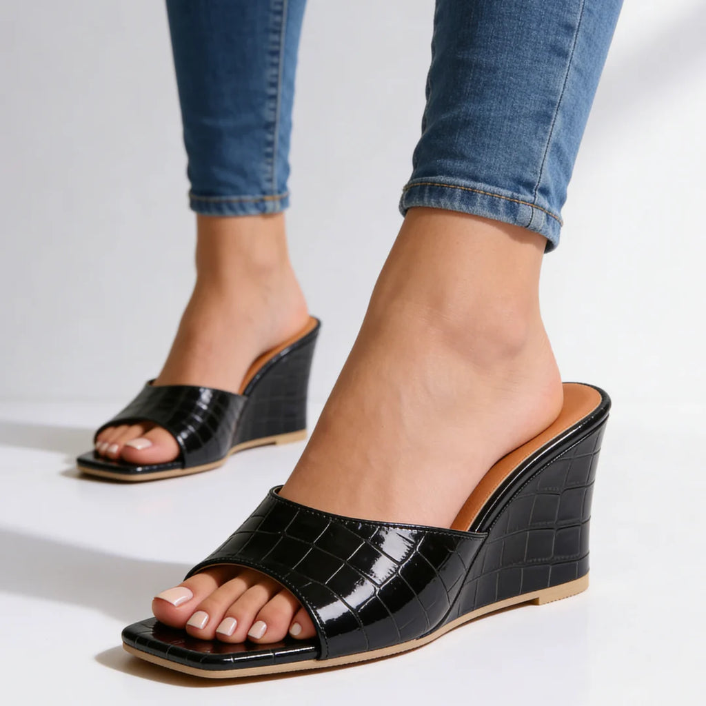 Mara Croc Wedge