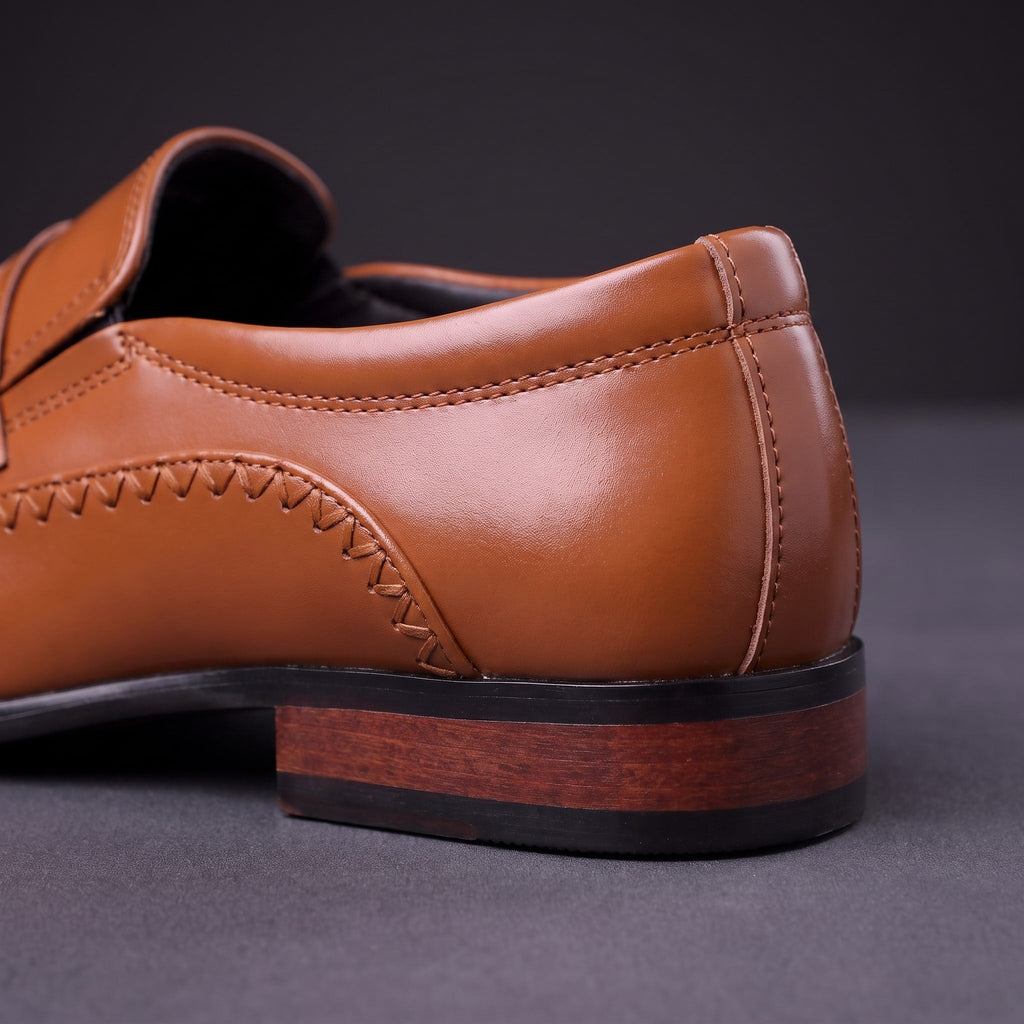 Ostuni Whipstitch Loafer