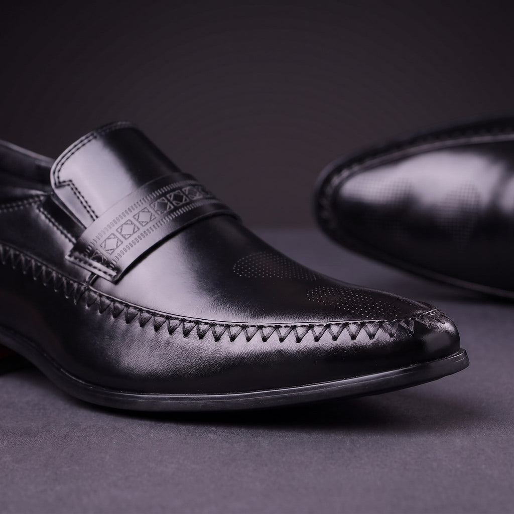 Ostuni Whipstitch Loafer