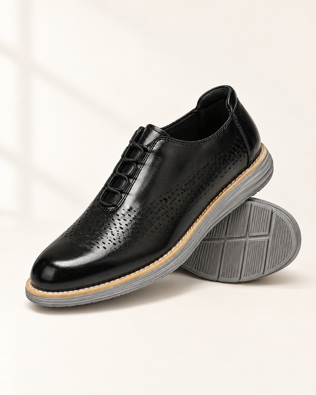 The Padova in Black, sole