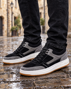 The Varese in Black - VIA NOVA
