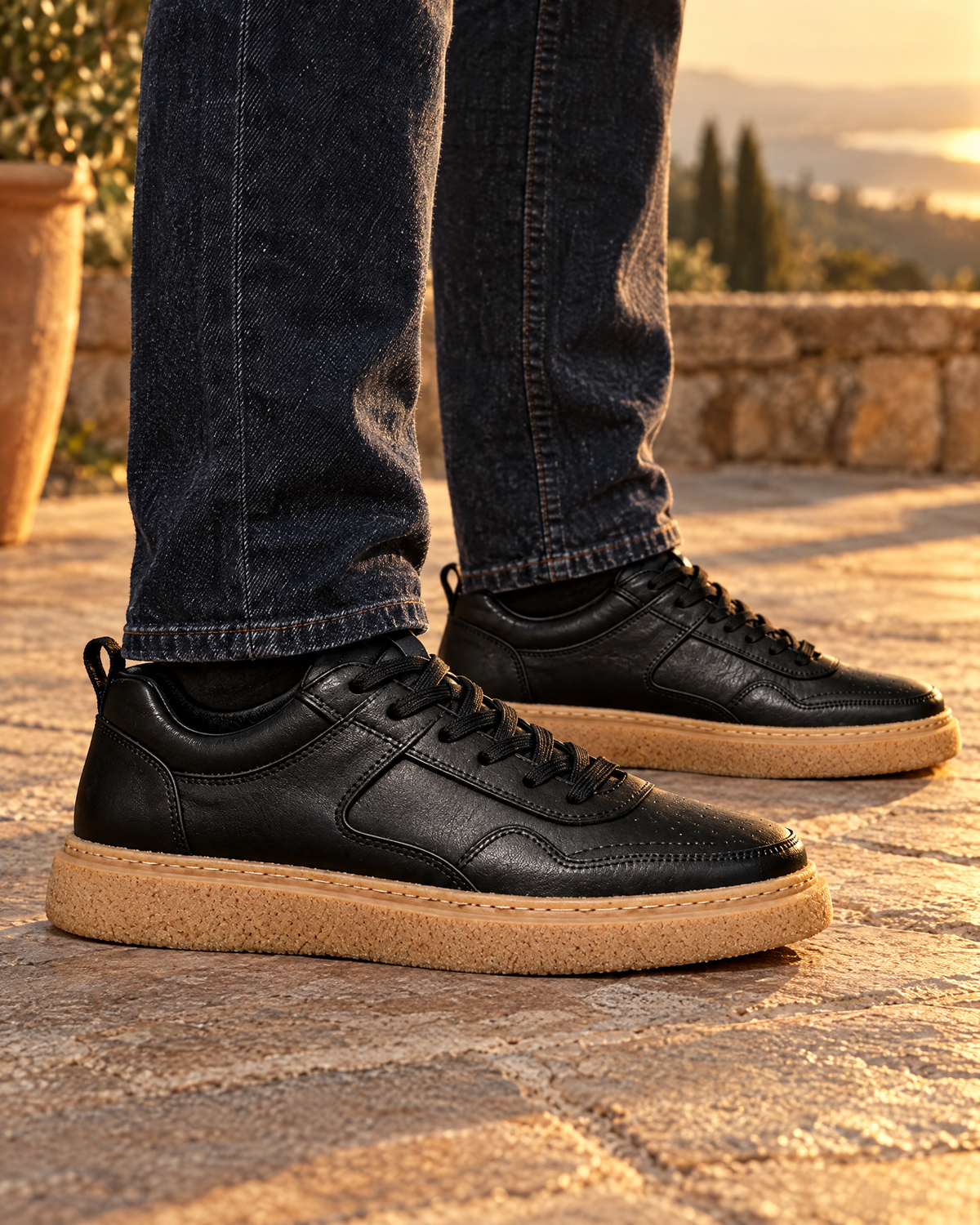 The Varenna in Black - VIA NOVA