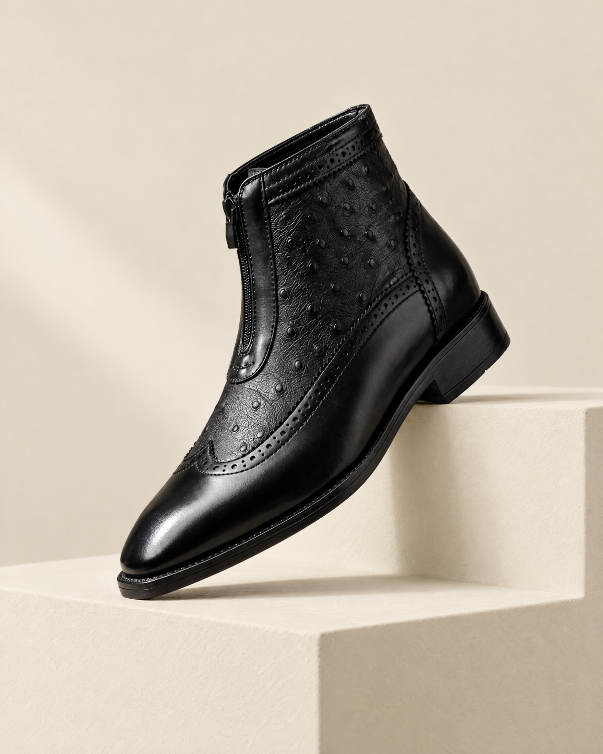 The Alba in Black - VIA NOVA
