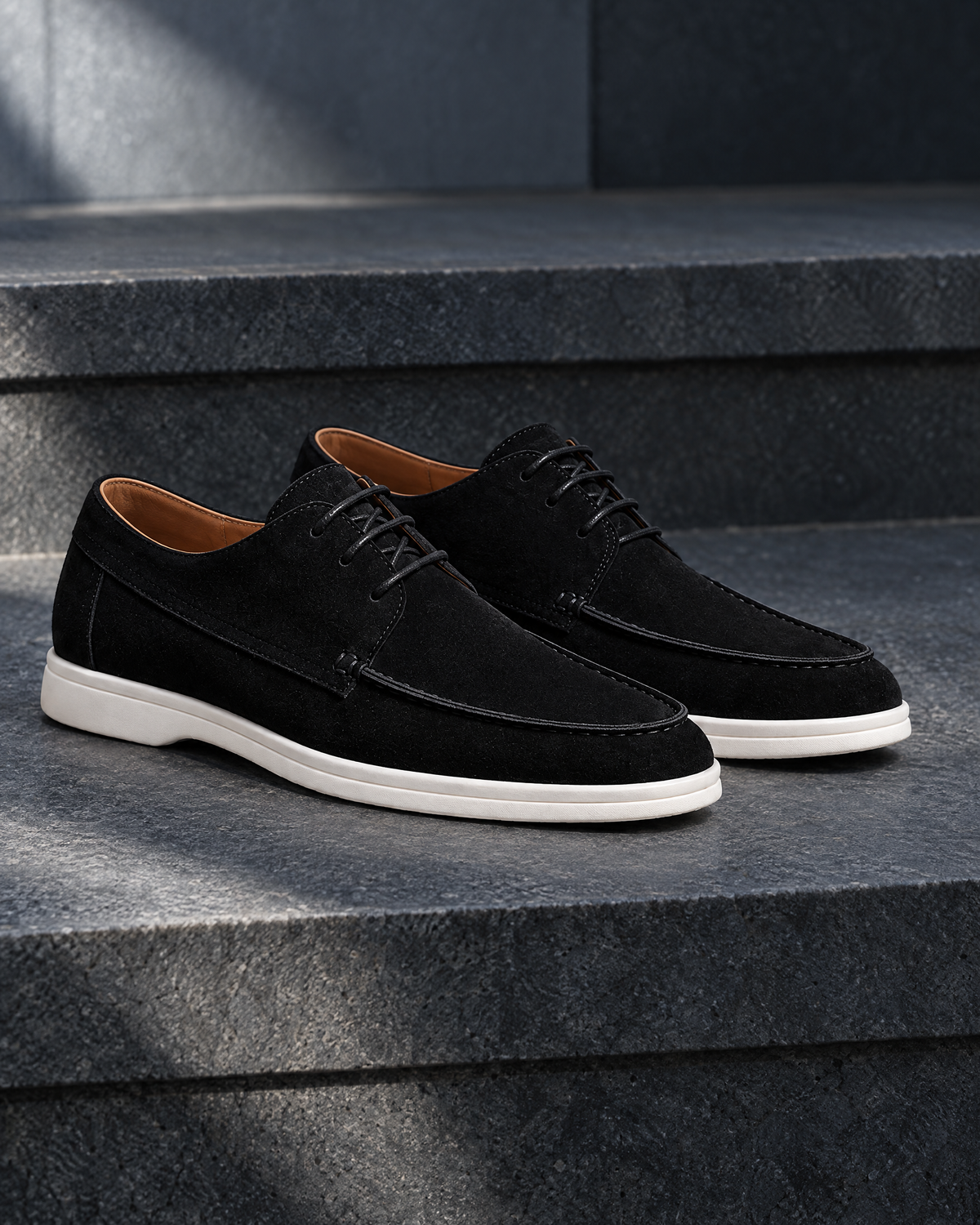 The Milano in black suede - VIA NOVA