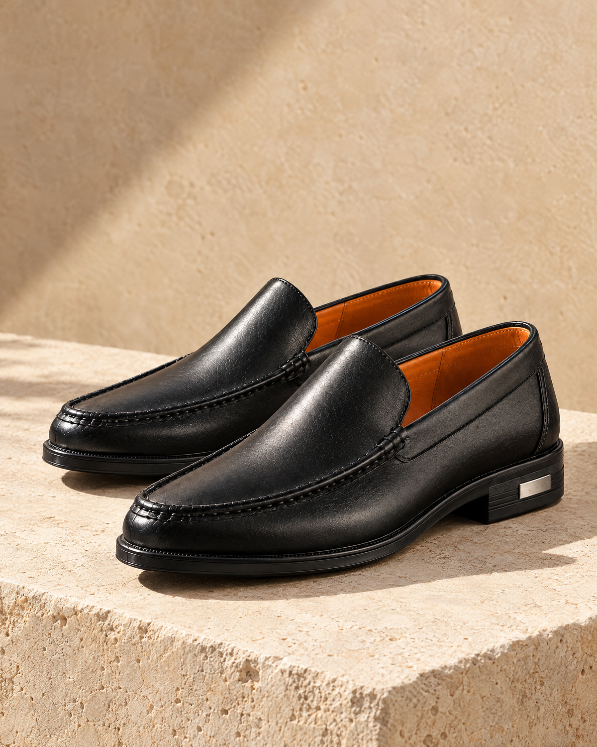 Como Leather Loafer in Black - VIA NOVA